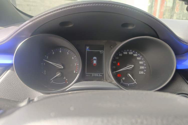 Used Toyota IZOA 2018 2.0L Yichi Version China VI Standard Instrument Cluster