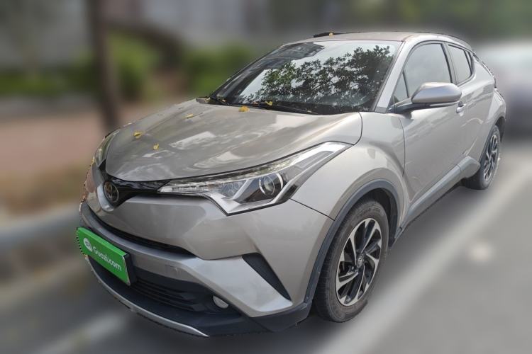 Toyota IZOA 2018 2.0L Yichi Edition China V Standard مستعملة Guazi used car, China used car export, Used car for sale, Used  cars, Cheapest cars for sale