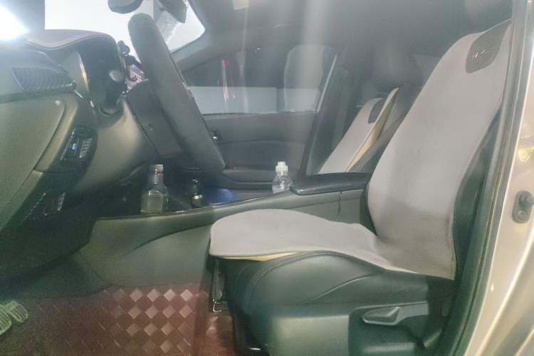 Used Toyota IZOA 2018 2.0L Yichi Version China VI Standard Left Front Seat