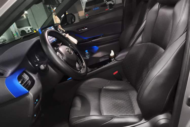 Used Toyota IZOA 2018 2.0L Yichi Edition China V Standard Left Front Seat