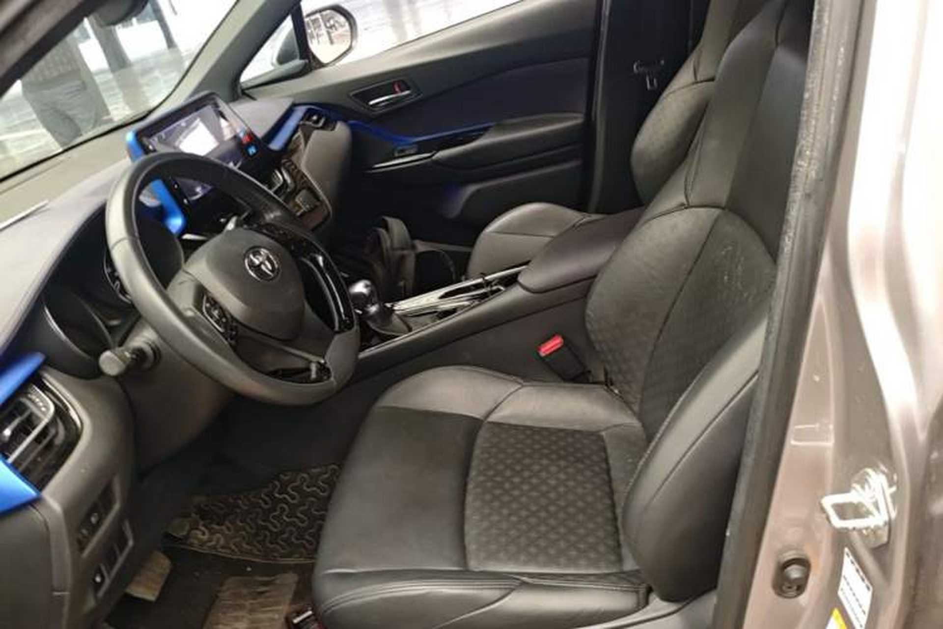 Used Toyota IZOA 2018 2.0L Yichi Version China VI Standard Left Front Seat