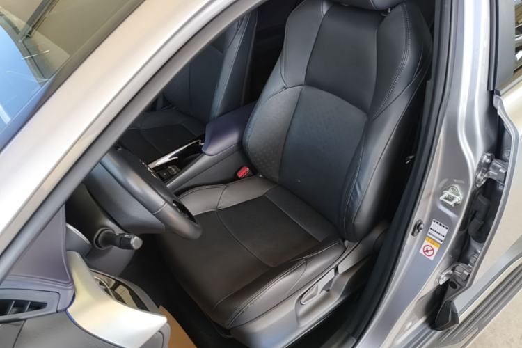 Used Toyota IZOA 2018 2.0L Yichi Version China VI Standard Left Front Seat