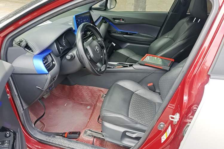 Used Toyota IZOA 2018 2.0L Yichi Edition China V Standard Left Front Seat