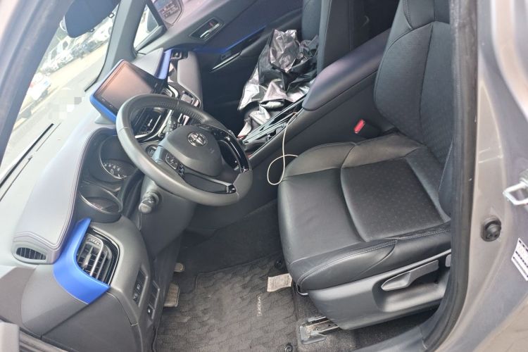 Used Toyota IZOA 2018 2.0L Yichi Version China VI Standard Left Front Seat
