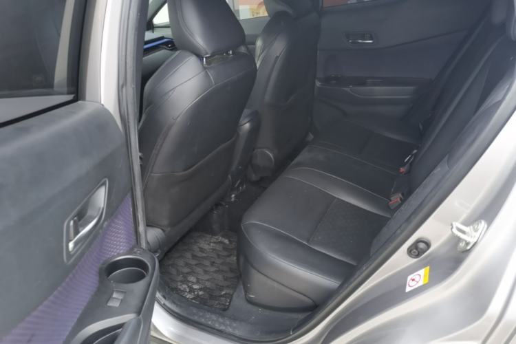 Used Toyota IZOA 2018 2.0L Yichi Edition China V Standard Left Rear Seat