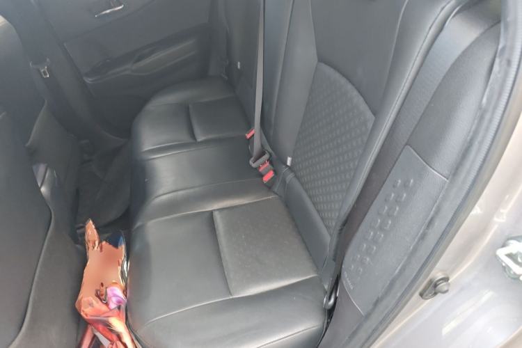 Used Toyota IZOA 2018 2.0L Yichi Version China VI Standard Left Rear Seat