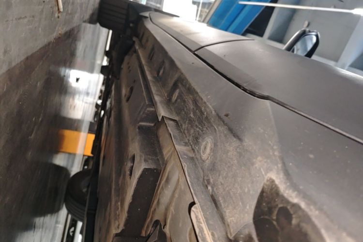 Used Toyota IZOA 2018 2.0L Yichi Edition China V Standard Left Side Sill