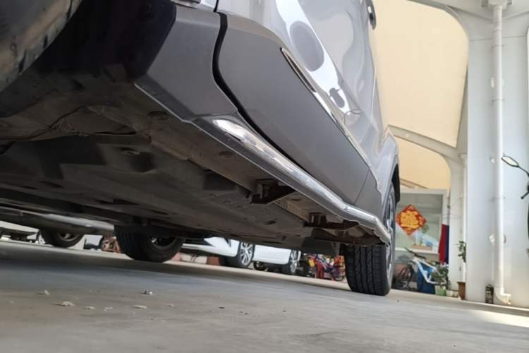 Used Toyota IZOA 2018 2.0L Yichi Version China VI Standard Left Side Sill