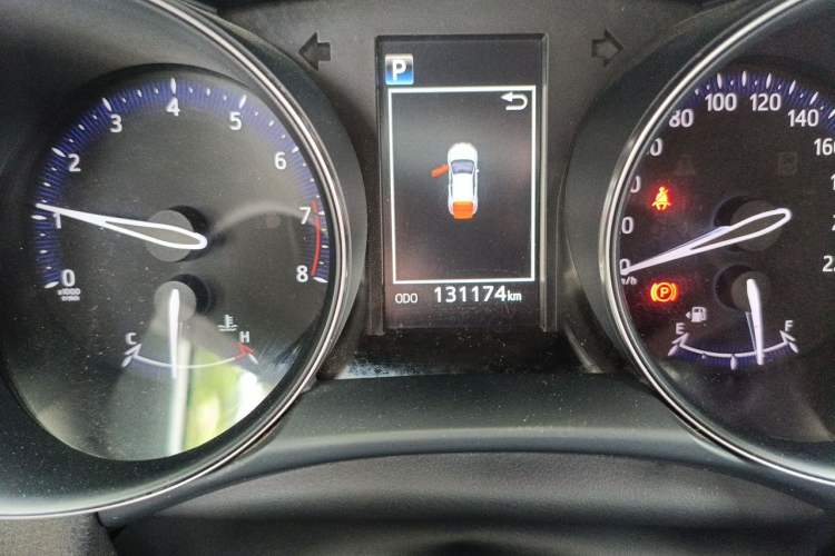 Used Toyota IZOA 2018 2.0L Yichi Edition China V Standard Odometer Close Up