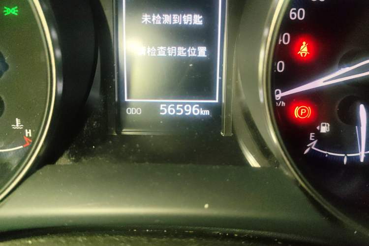 Used Toyota IZOA 2018 2.0L Yichi Version China VI Standard Odometer Close Up
