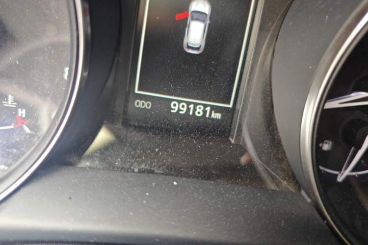 Used Toyota IZOA 2018 2.0L Yichi Edition China V Standard Odometer Close Up