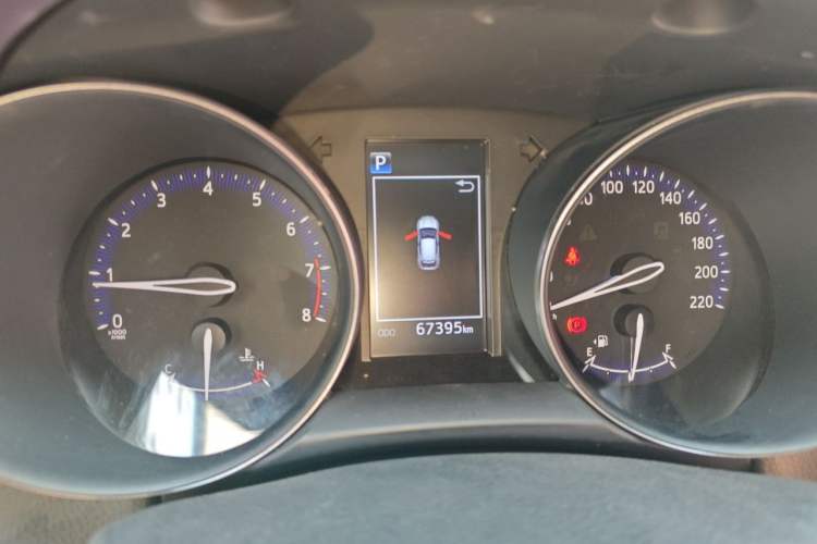 Used Toyota IZOA 2018 2.0L Yichi Version China VI Standard Odometer Close Up