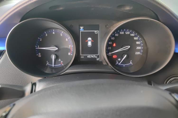 Used Toyota IZOA 2018 2.0L Yichi Edition China V Standard Odometer Close Up