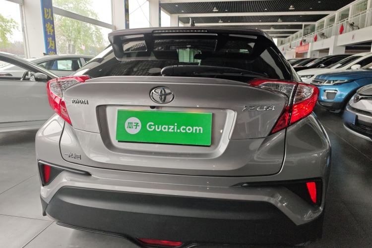 Used Toyota IZOA 2018 2.0L Yichi Version China VI Standard Rear