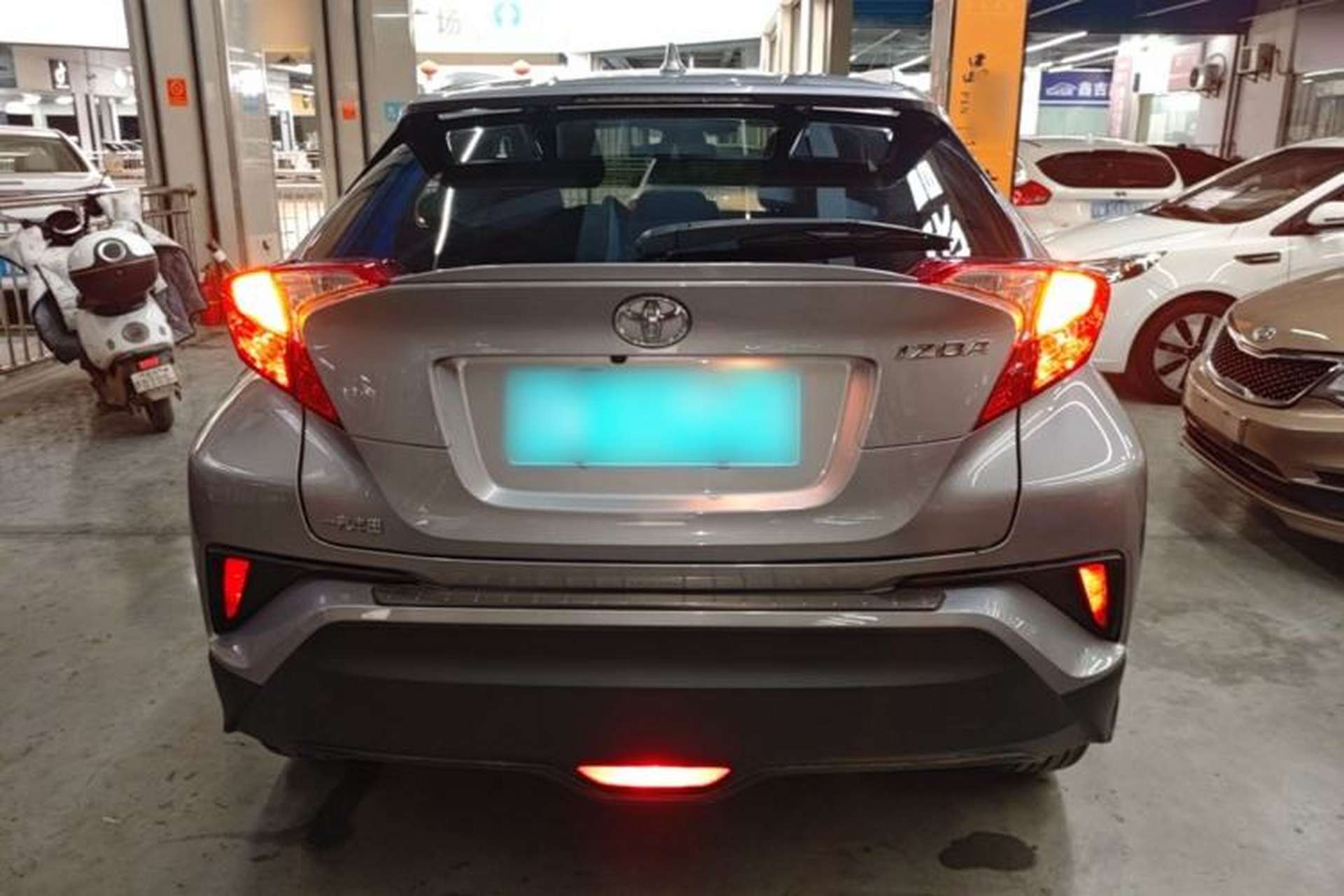 Used Toyota IZOA 2018 2.0L Yichi Edition China V Standard Rear
