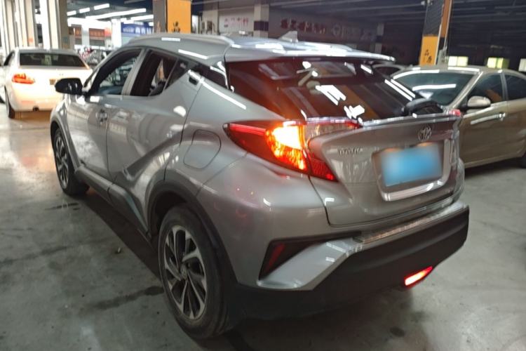 Used Toyota IZOA 2018 2.0L Yichi Edition China V Standard Rear Left 45 Deg