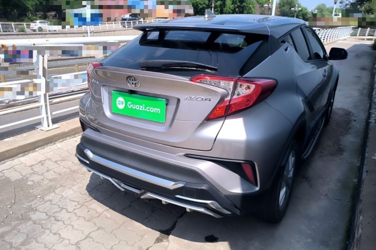 Used Toyota IZOA 2018 2.0L Yidong Version China V Standard Rear Right 45 Deg