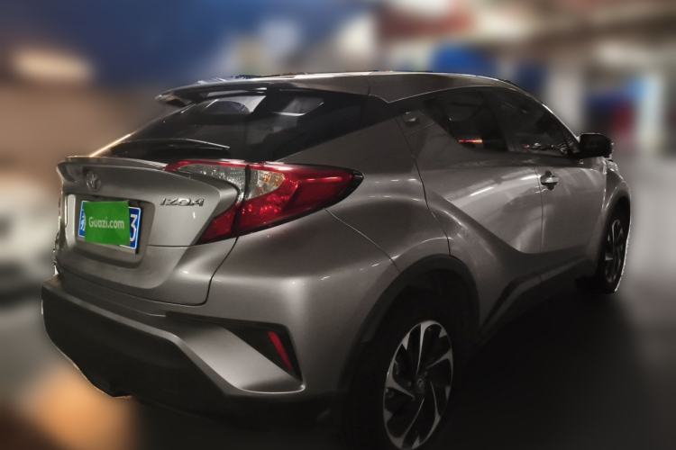 Used Toyota IZOA 2018 2.0L Yichi Edition China V Standard Rear Right 45 Deg