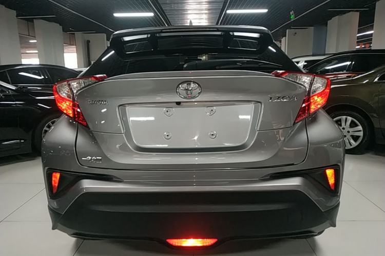 Used Toyota IZOA 2018 2.0L Yichi Edition China V Standard Rear
