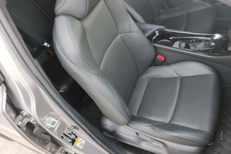 Used Toyota IZOA 2018 2.0L Yichi Edition China V Standard Right Front Seat