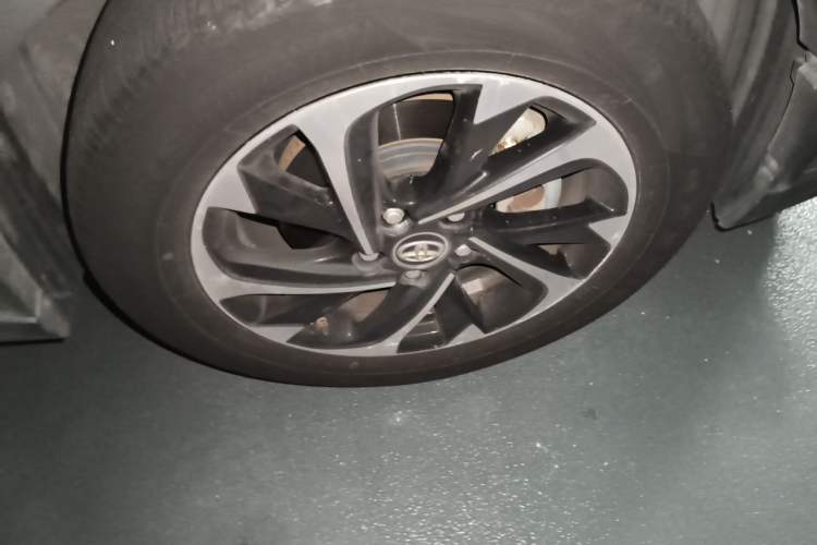 Used Toyota IZOA 2018 2.0L Yichi Edition China V Standard Right Front Wheel Hub