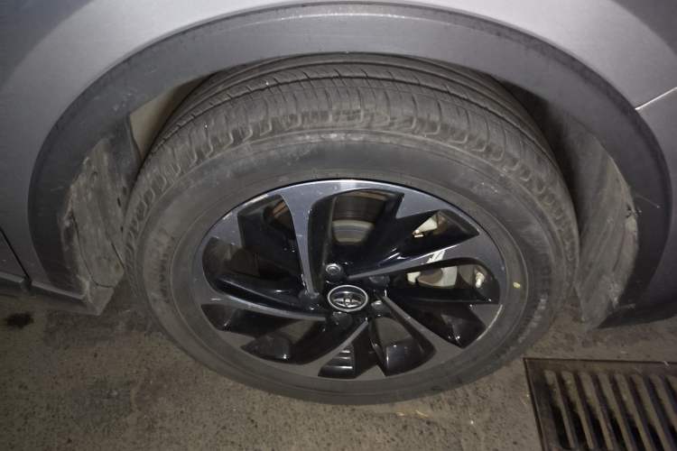 Used Toyota IZOA 2018 2.0L Yichi Version China VI Standard Right Front Wheel Hub