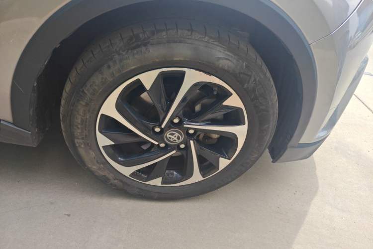 Used Toyota IZOA 2018 2.0L Yichi Edition China V Standard Right Front Wheel Hub
