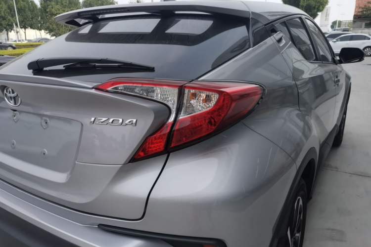 Used Toyota IZOA 2018 2.0L Yichi Edition China V Standard Right Rear Taillight