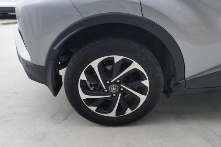 Used Toyota IZOA 2018 2.0L Yichi Edition China V Standard Right Rear Wheel Hub