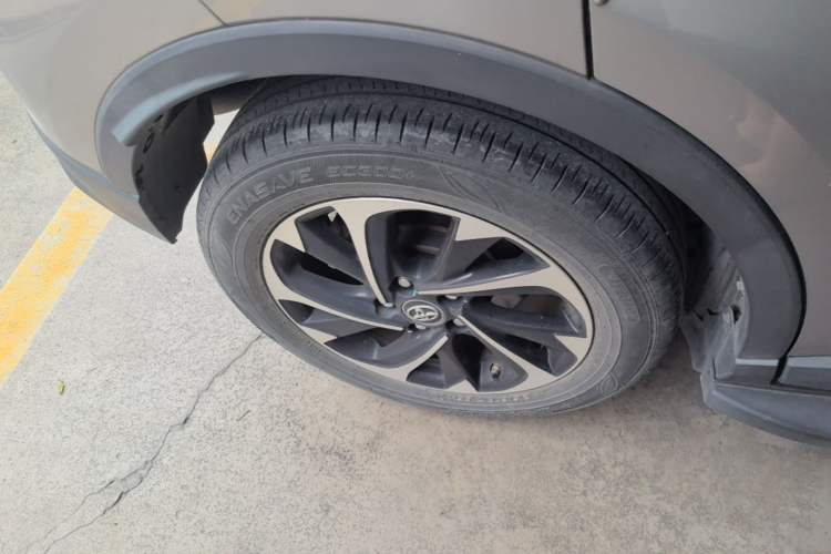 Used Toyota IZOA 2018 2.0L Yichi Version China VI Standard Right Rear Wheel Hub