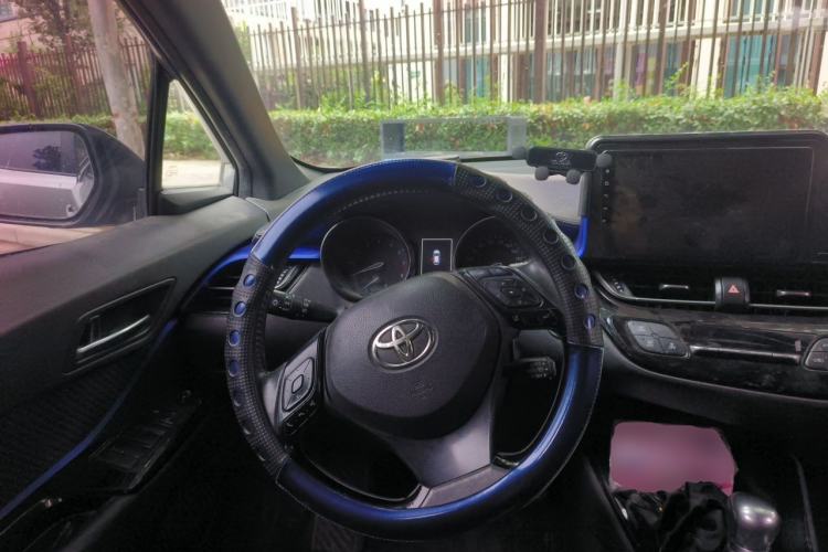 Used Toyota IZOA 2018 2.0L Yichi Version China VI Standard Steering Wheel