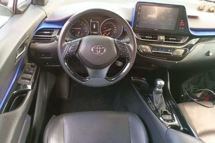 Used Toyota IZOA 2018 2.0L Yichi Version China VI Standard Steering Wheel