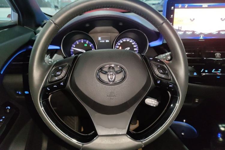 Used Toyota IZOA 2018 2.0L Yichi Version China VI Standard Steering Wheel