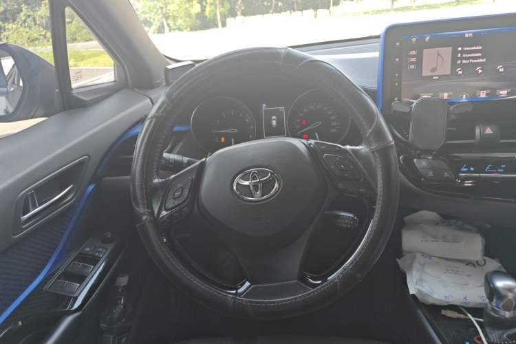 Used Toyota IZOA 2018 2.0L Yichi Version China VI Standard Steering Wheel