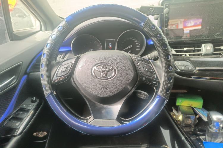 Used Toyota IZOA 2018 2.0L Yichi Version China VI Standard Steering Wheel