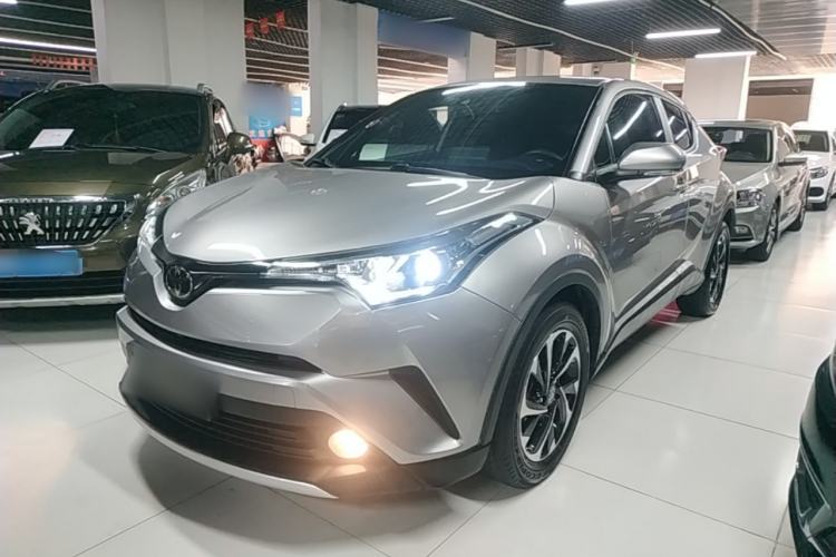 Used Toyota IZOA 2018 2.0L Yichi Edition China V Standard Guazi used car, China used car export, Used car for sale, Used Toyota cars, Cheapest cars for sale