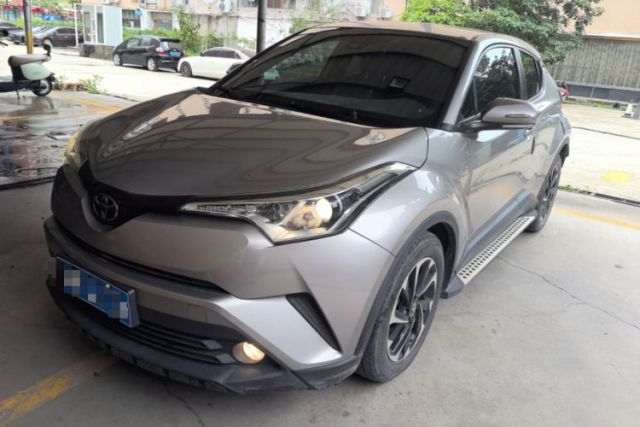 Used Toyota IZOA 2018 2.0L Yichi Version China VI Standard
