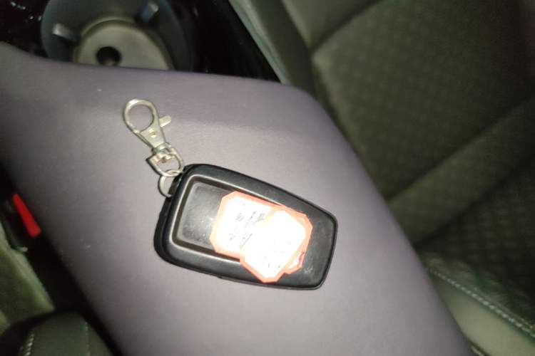 Used Toyota IZOA 2018 2.0L Yichi Version China VI Standard Vehicle Key