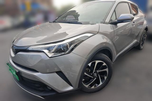 Used Toyota IZOA 2018 2.0L Yichi Version China VI Standard