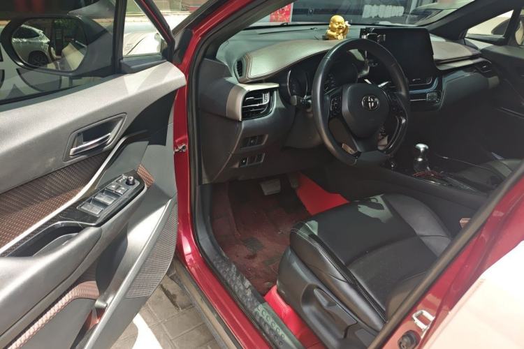 Used Toyota IZOA 2018 2.0L Yixuan Version China V Standard Driver Seat