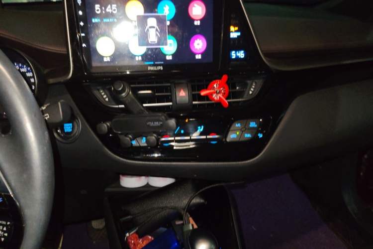 Used Toyota IZOA 2018 2.0L Yixuan Version China V Standard Audio And AC Panel