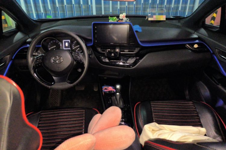 Used Toyota IZOA 2018 2.0L Yichi Edition China V Standard Center Console