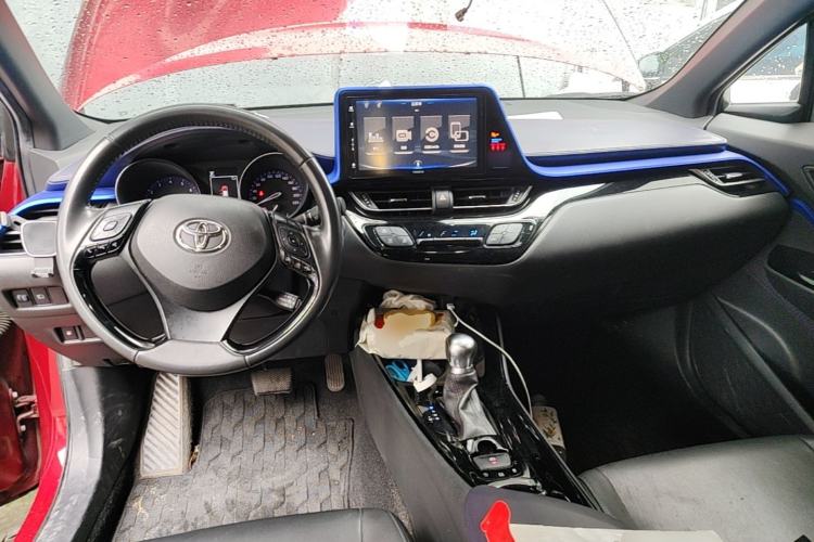 Used Toyota IZOA 2018 2.0L Yichi Version China VI Standard Center Console
