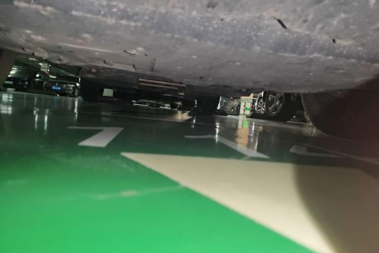 Used Toyota IZOA 2018 2.0L Yichi Version China VI Standard Chassis Front