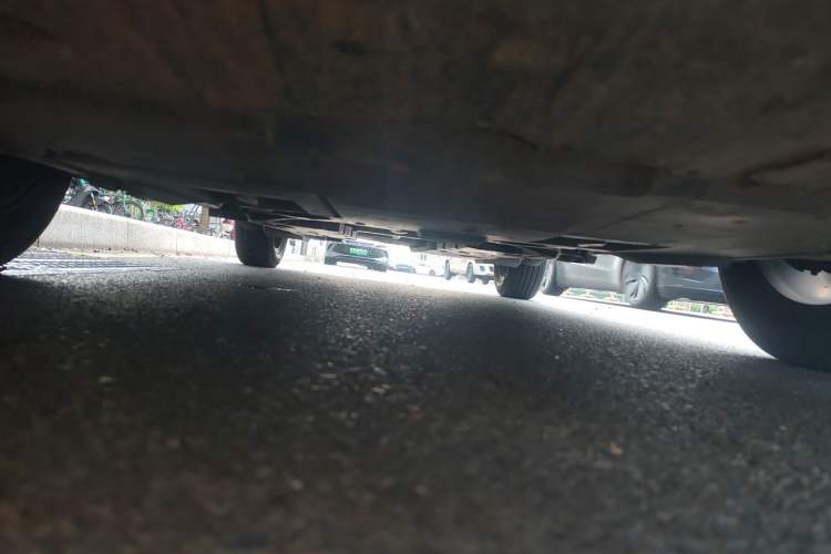 Used Toyota IZOA 2018 2.0L Yichi Version China VI Standard Chassis Front