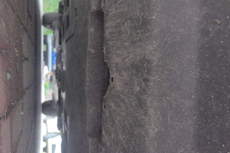 Used Toyota IZOA 2018 2.0L Yichi Version China VI Standard Chassis Front