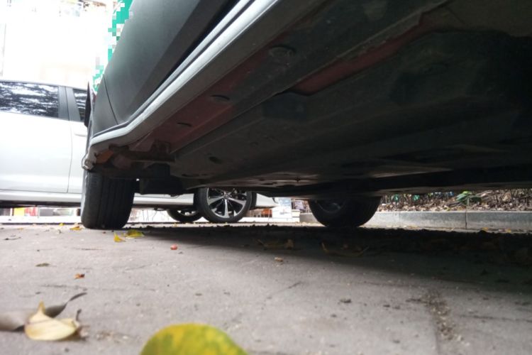 Used Toyota IZOA 2018 2.0L Yichi Version China VI Standard Chassis Front Right