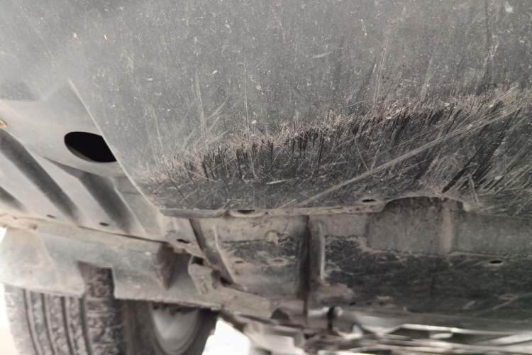 Used Toyota IZOA 2018 2.0L Yichi Version China VI Standard Chassis Front Right