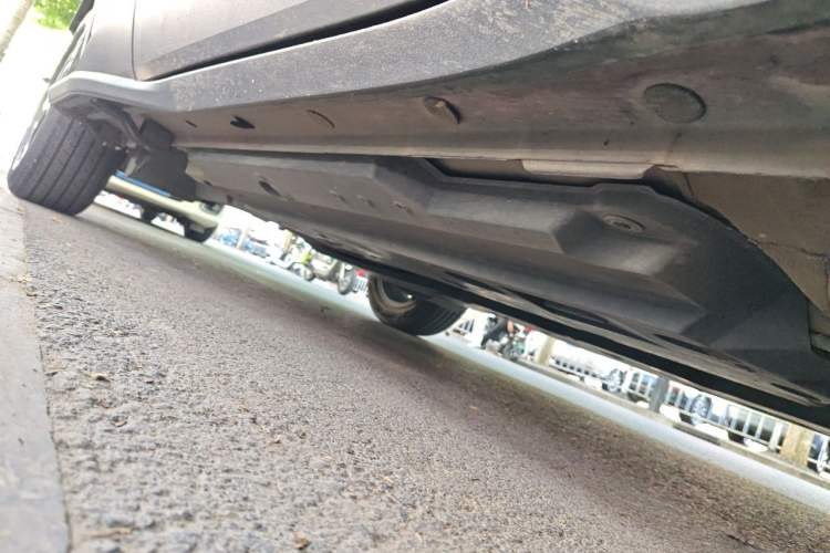 Used Toyota IZOA 2018 2.0L Yichi Edition China V Standard Chassis Front Right