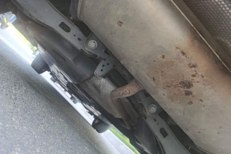 Used Toyota IZOA 2018 2.0L Yichi Version China VI Standard Chassis Rear